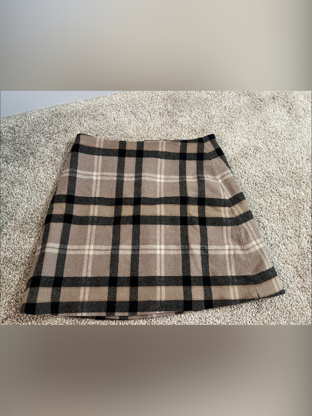 Wilfred Taupe and Black Plaid Mini Skirt Aritzia Size 4